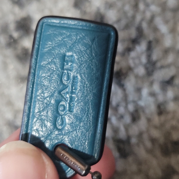 Mini teal coach crossbody - Picture 2 of 6